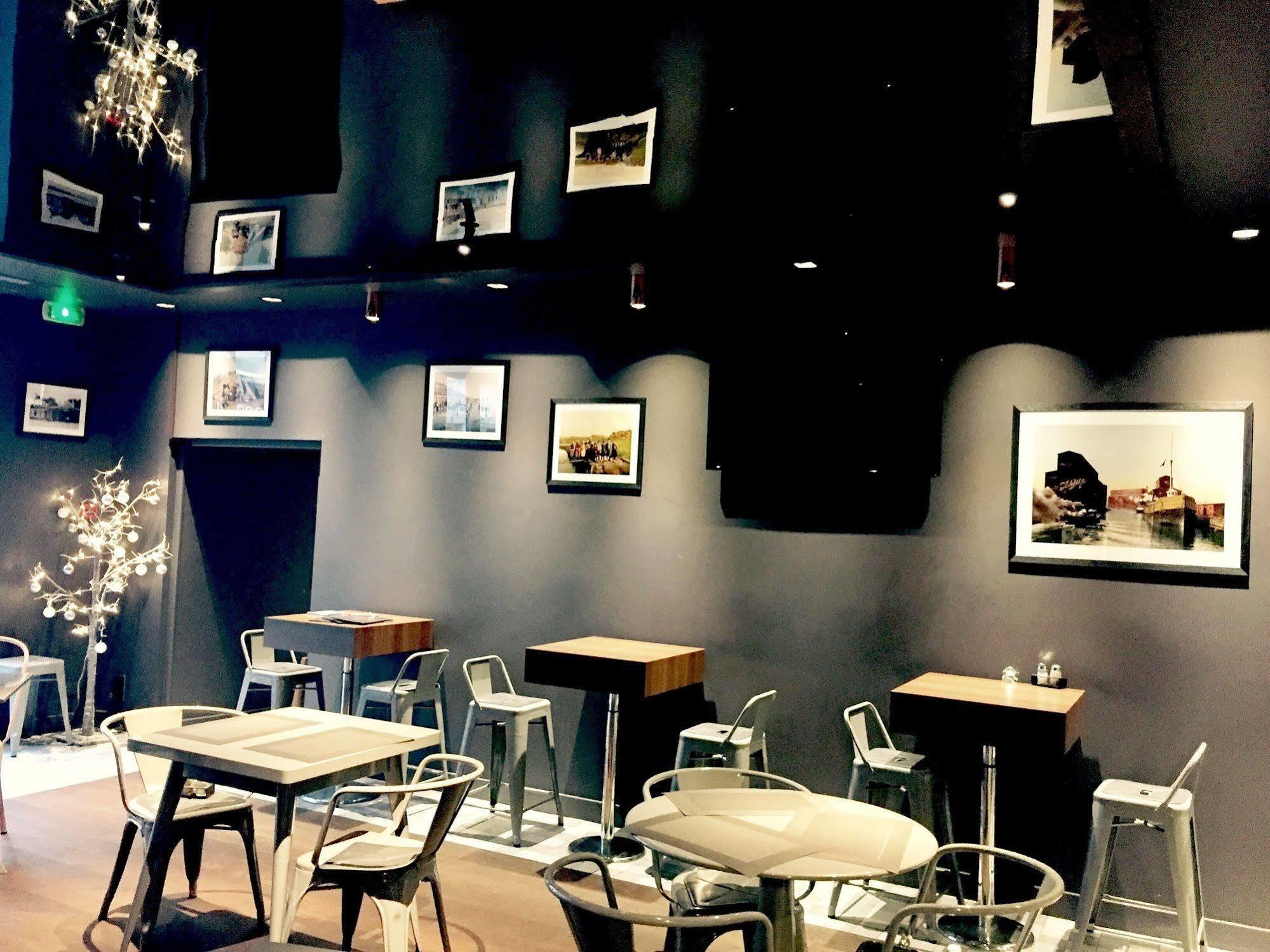 Les Voyageurs Hotell Saint-Renan Exteriör bild