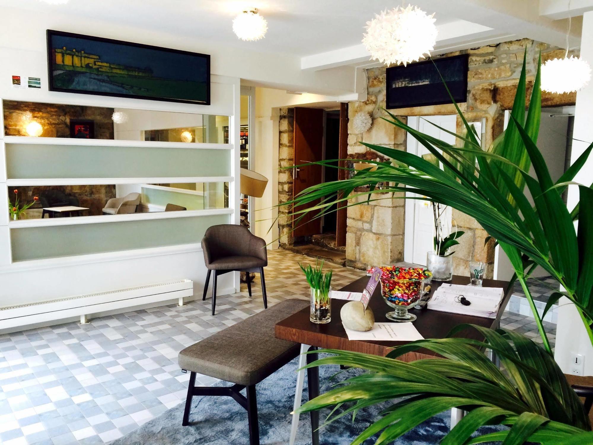 Les Voyageurs Hotell Saint-Renan Exteriör bild