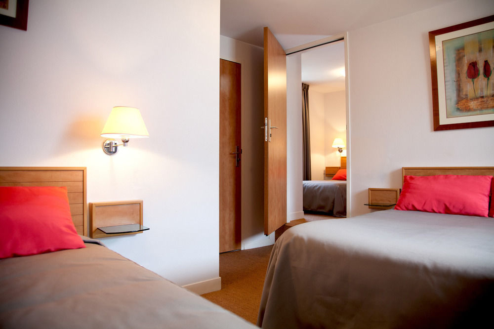 Les Voyageurs Hotell Saint-Renan Exteriör bild